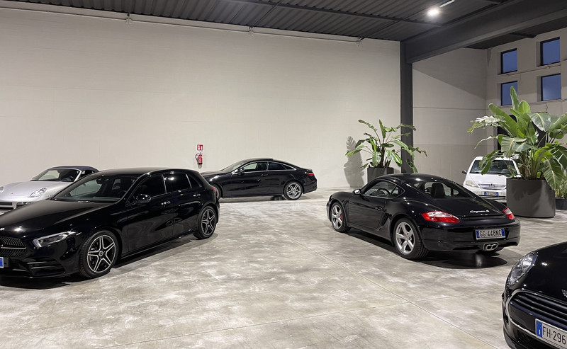 dealer showroom